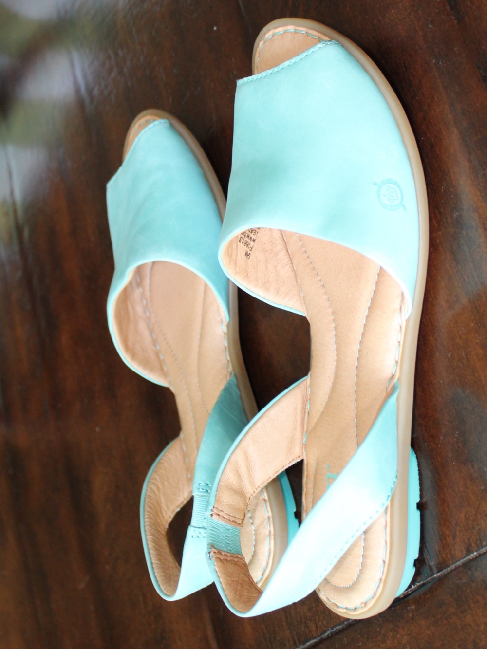 Born Aqua Leather Slingback Sandals 9M Comfort Coastal Chic - Picture 9 of 12